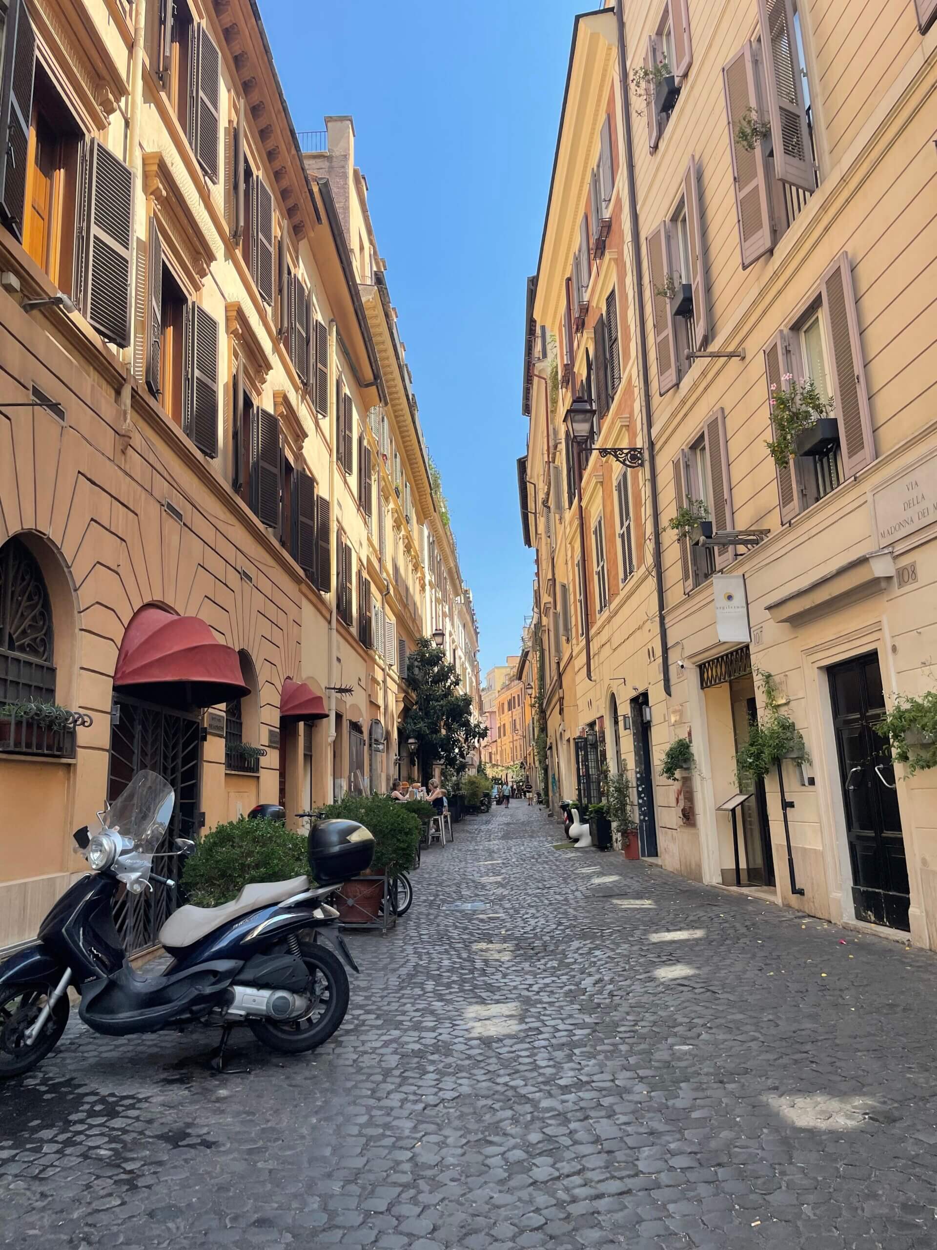 Quick Trip To Rome (Without Seeing The Vatican) - awheelinthesky.com
